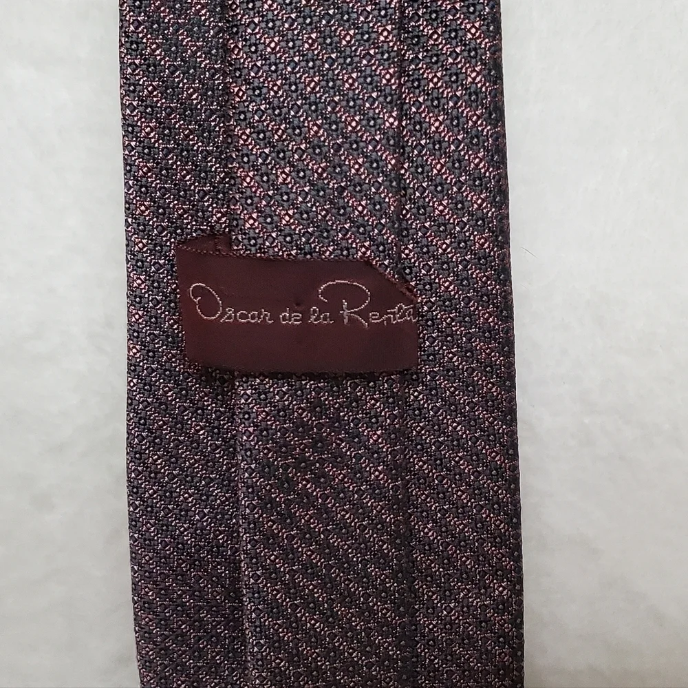 Oscar de la Renta Vintage Navy Blue Pink Diamond Floral Necktie